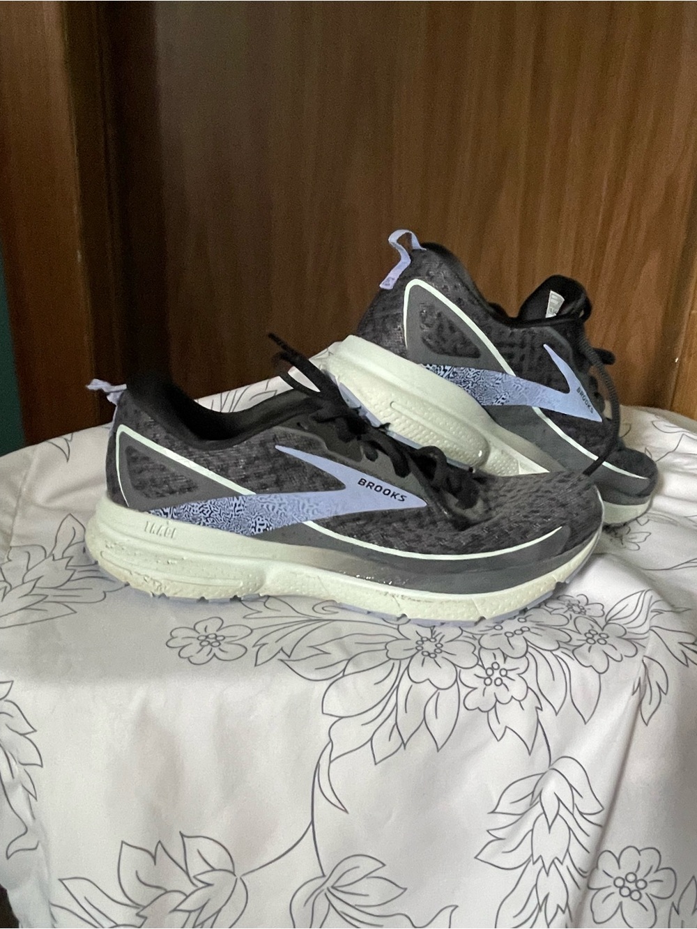 Brooks Black and Lavender Running Sneakers